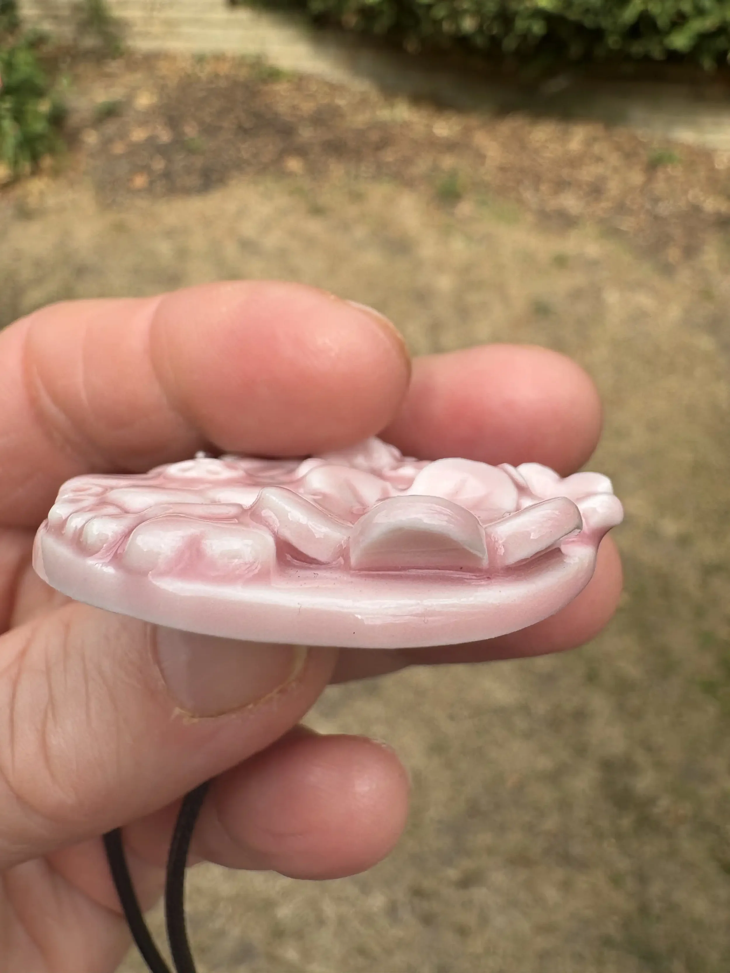 pink pendant thickness.webp