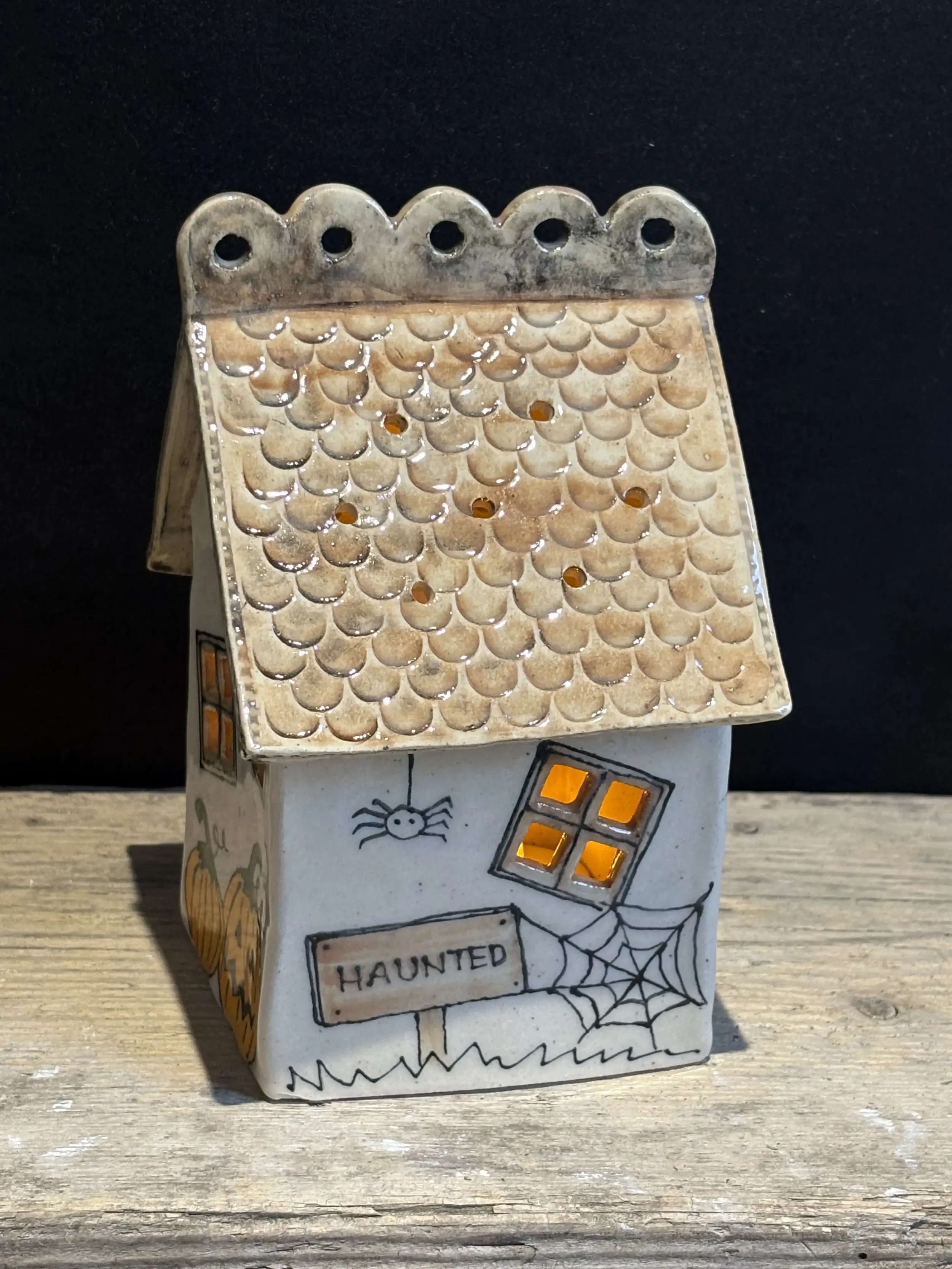 haunted house side_2.webp