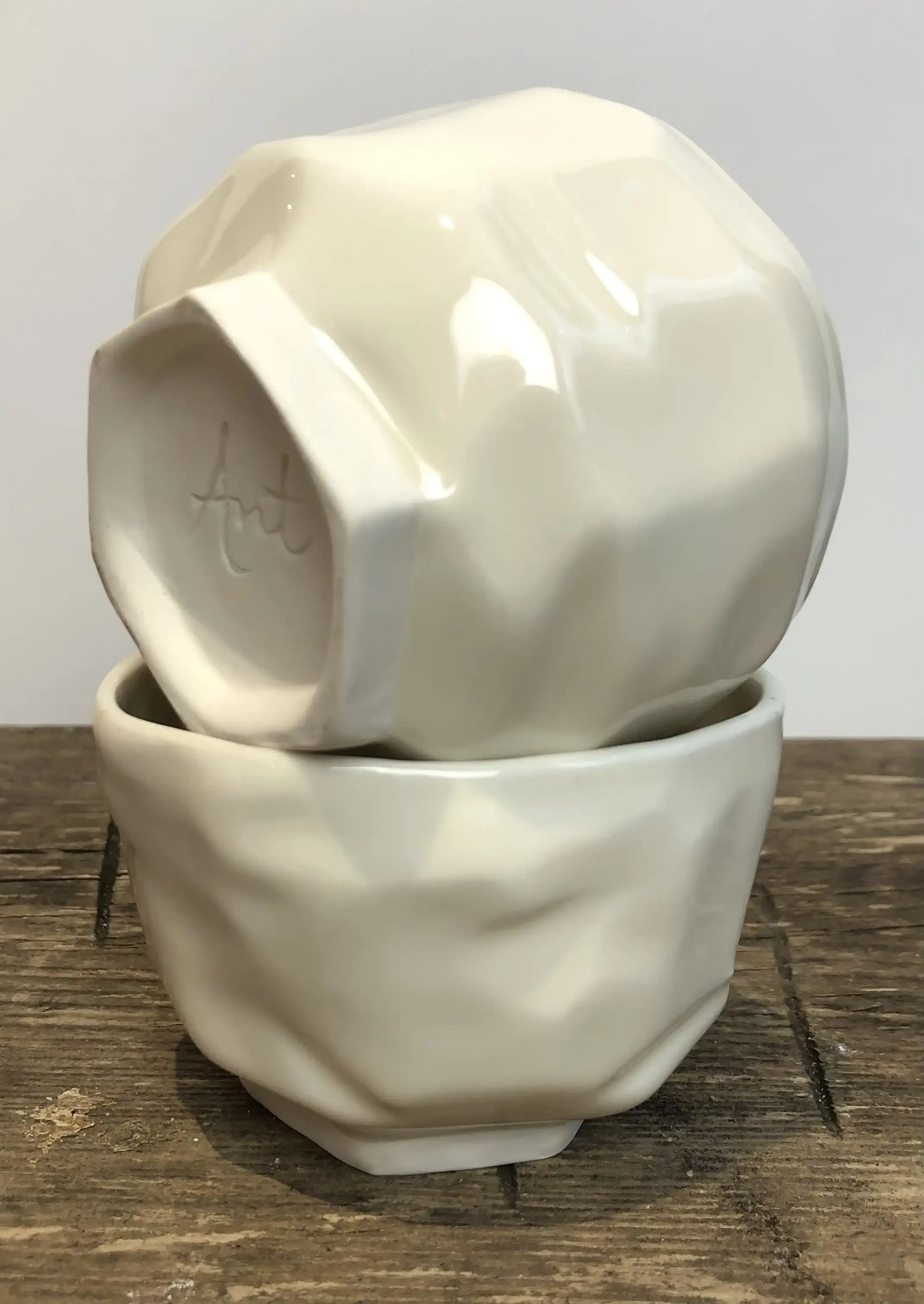 2 porcelain cups.webp