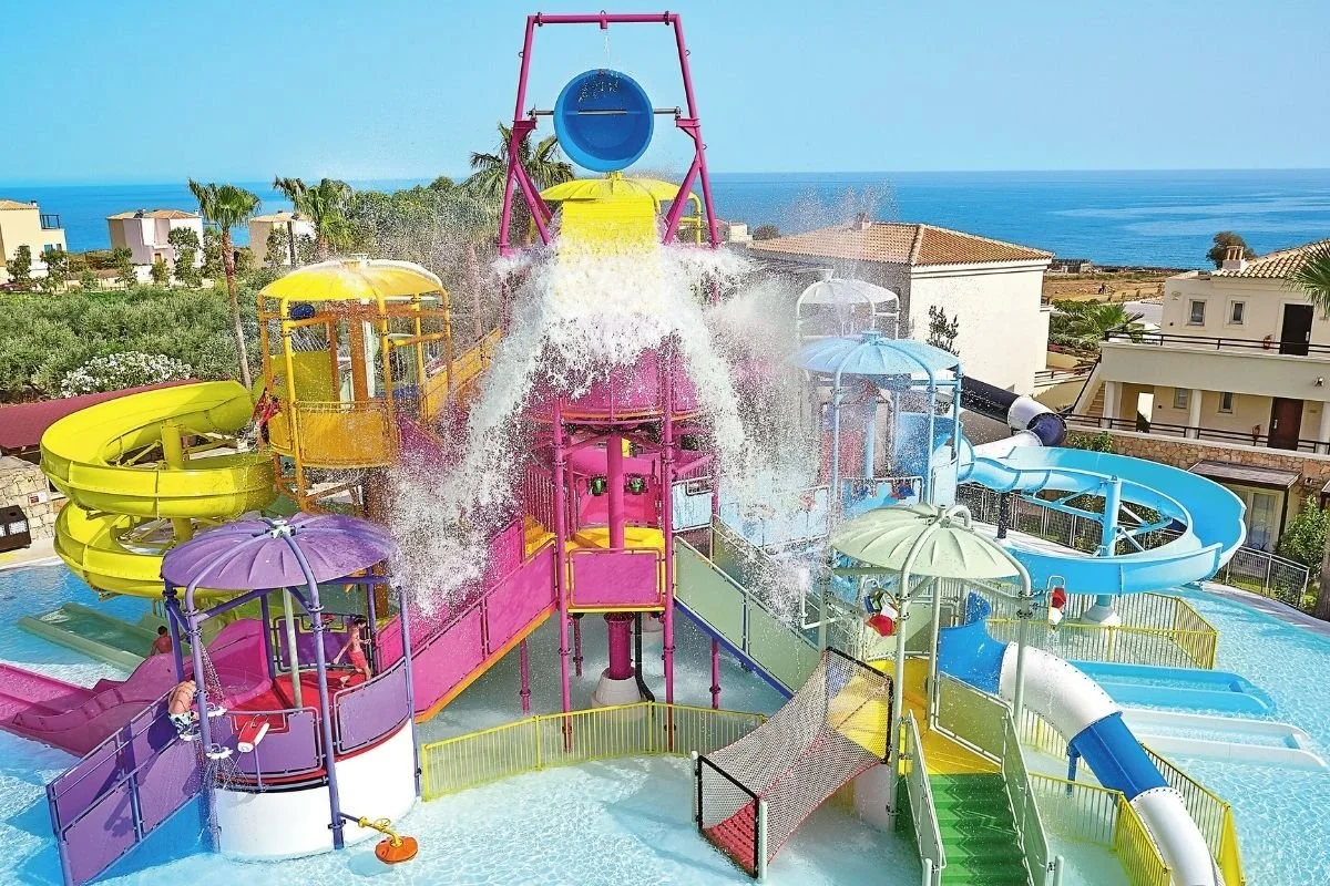 🧿Family Holidays in Crete: The Best Resorts for Family Fun, Relaxation, and Sunshine