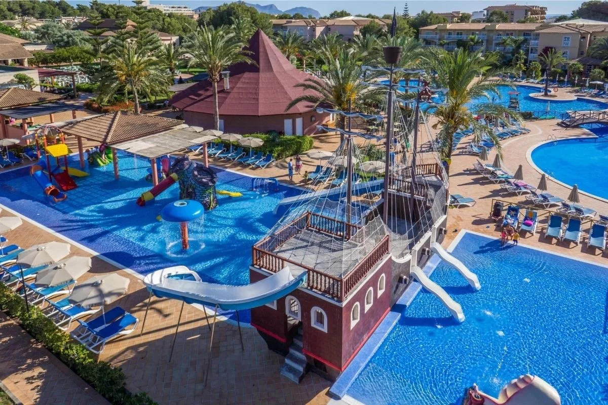 https://expedia.com/affiliates/santa-margalida-hotels-zafiro-can-picafort.7w5Iznw
