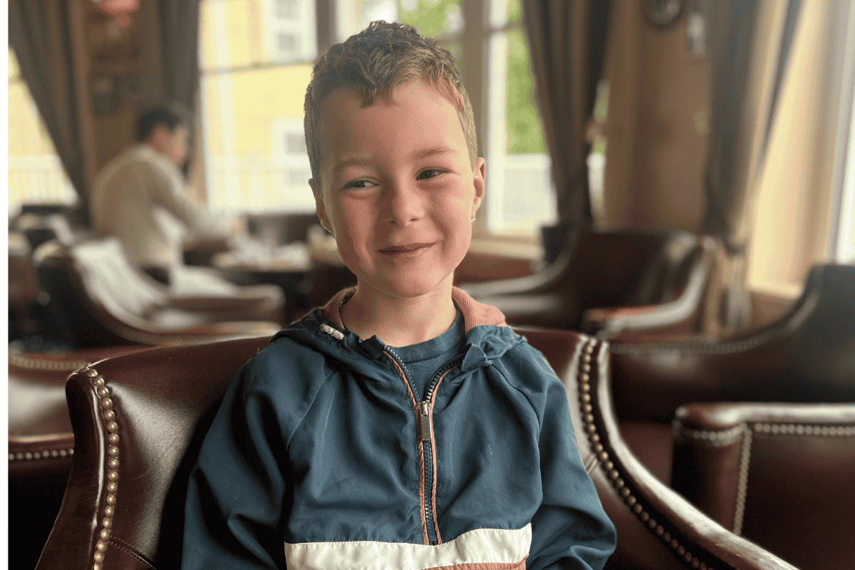 Disneys-Newport-Bay-Captains-Quarters