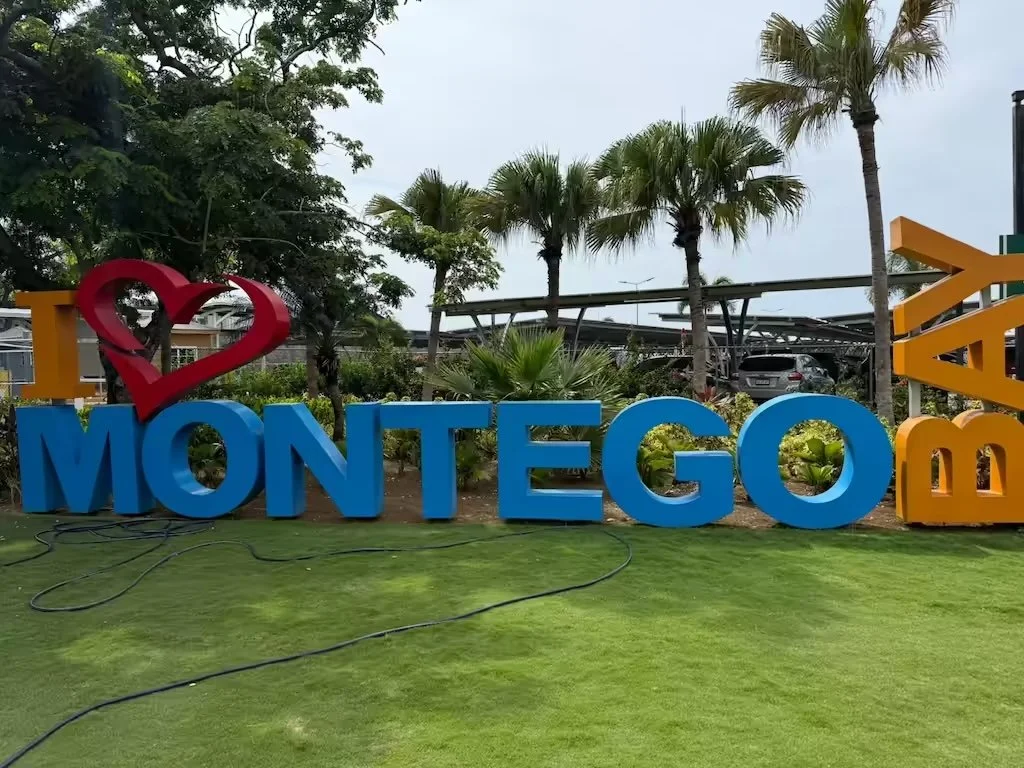 Airport Montego Bay (1).jpg