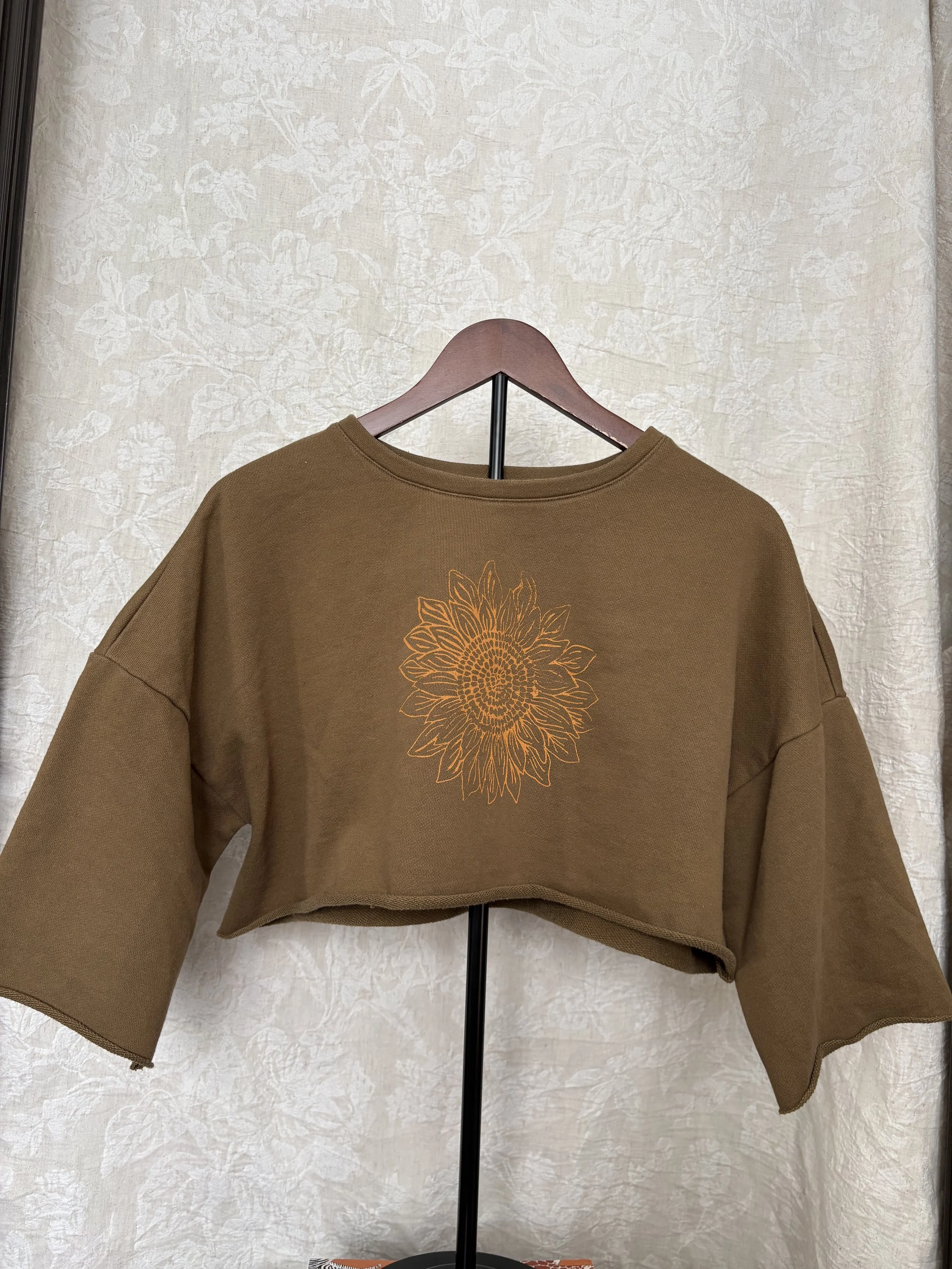 Sunflower Crop T-Shirt - Medium