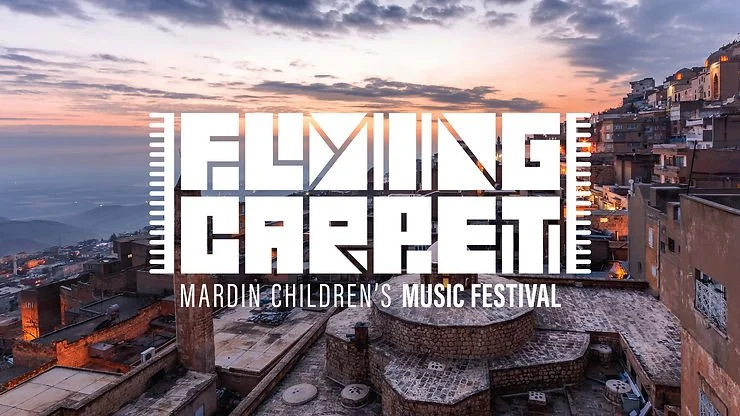 Oh, Flying Carpet Take Us Home!