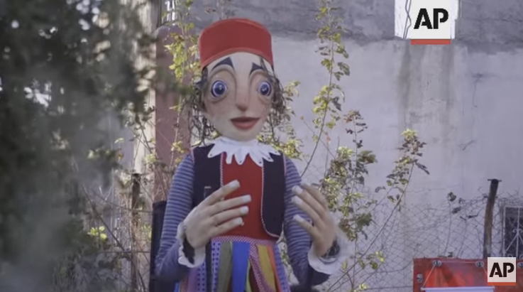 Artists Wow Children In Turkey With Lively Shows