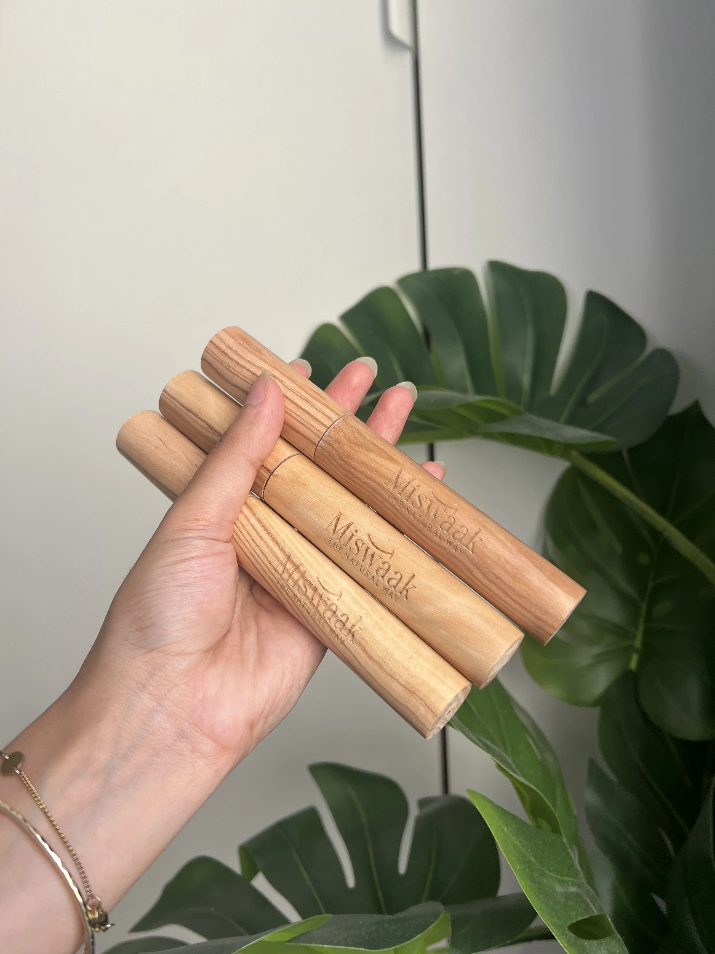 3 Miswaak Holders and 3 Miswaak Sticks