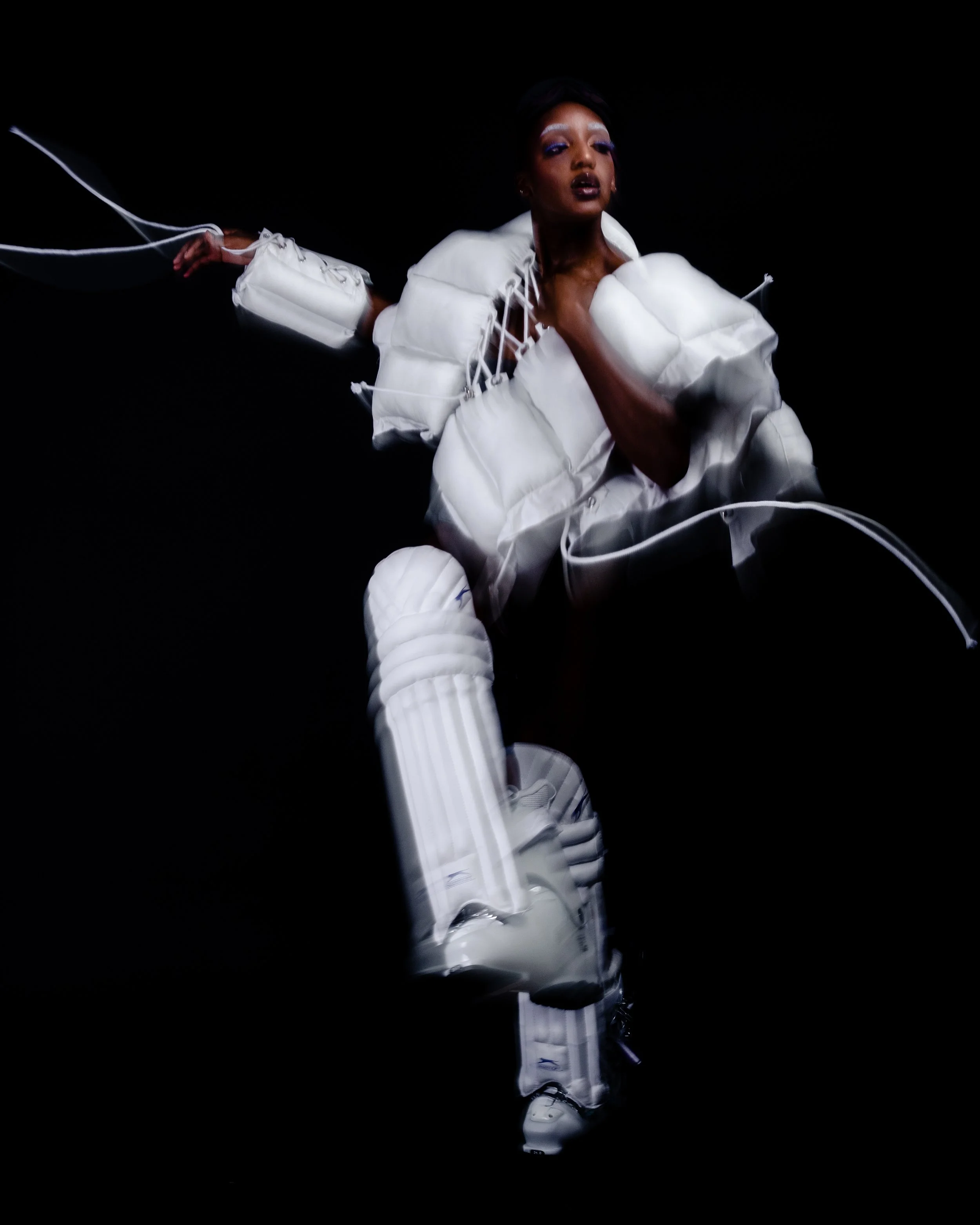 LOVERS IN THE EYES OF FAME