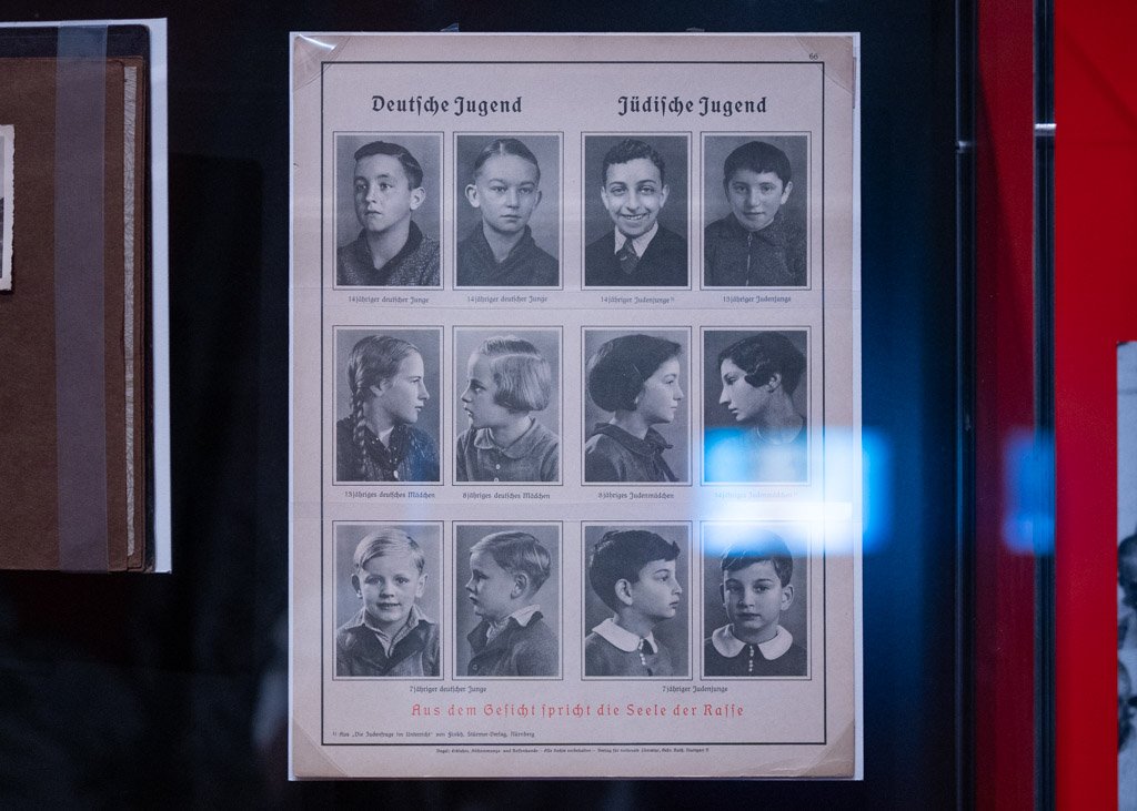 Holocaust_museum-26.jpg