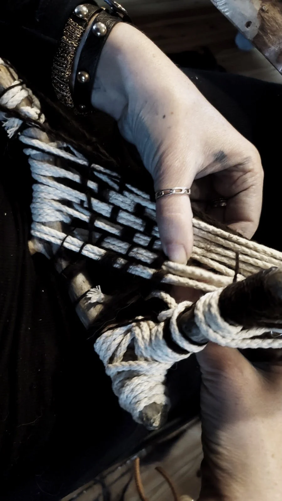 The Therapeutic Power of Weaving