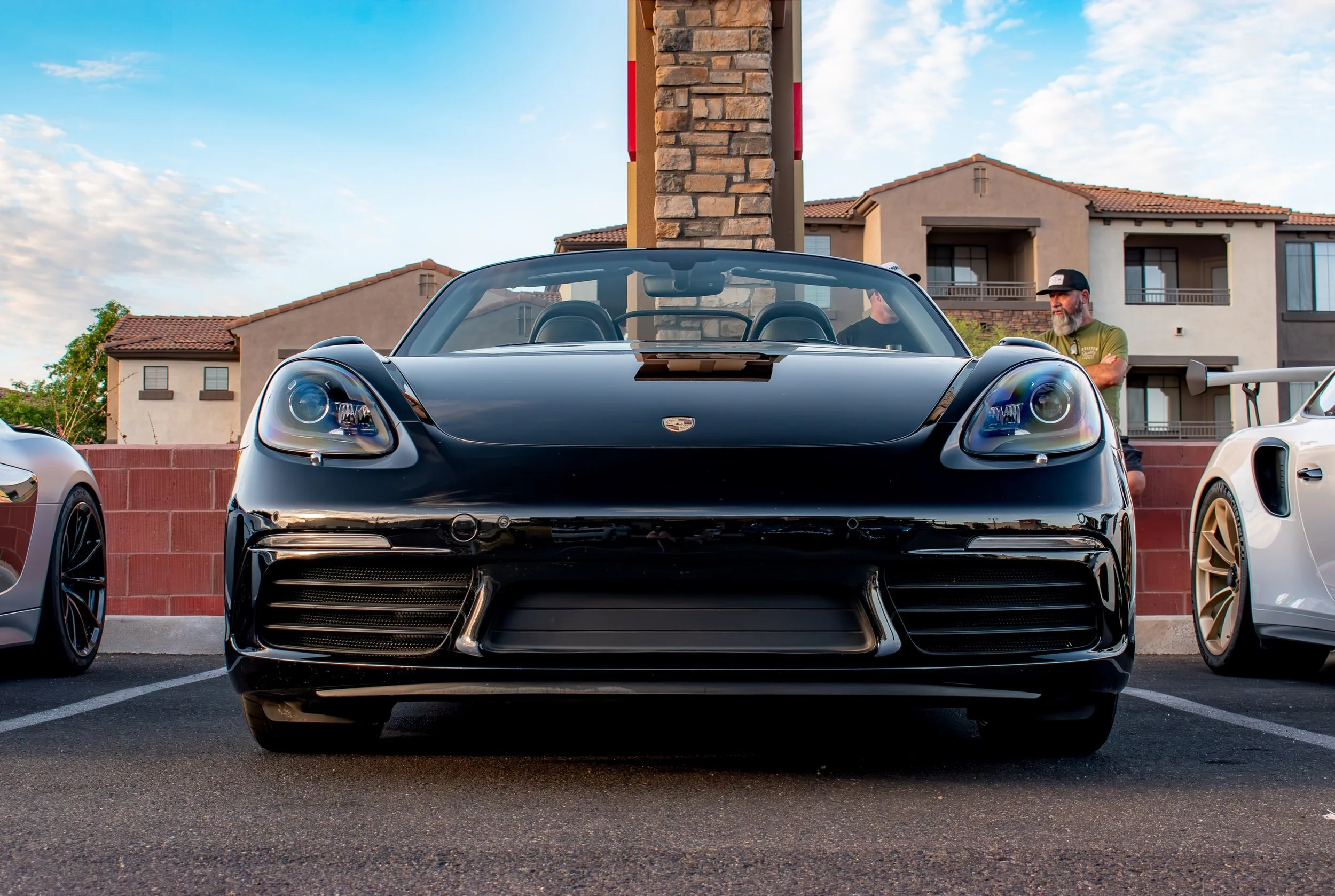 Black Porsche 718 Boxster S at @switchbrews cars and coffee last month! Very cool to see this and a GT3 RS right next to it. Not a fan of the rims but who am I to say 🙄
-
-
-
#carsandcoffee
#carphotography
#automotivephotography
#carmeet
#arizonacar