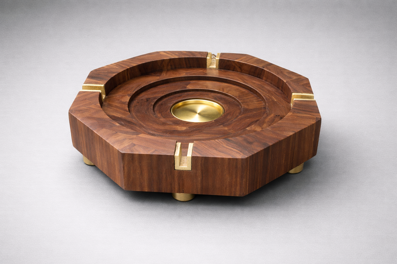 Elegant walnut cigar ashtray on gray (1).png