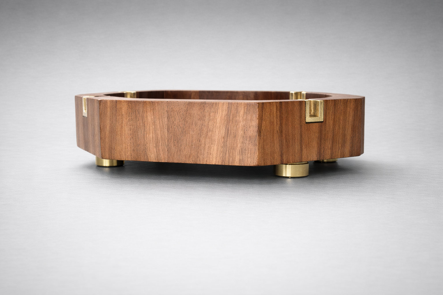 Elegant walnut and brass ashtray (1).png