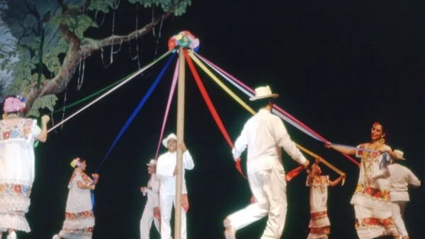 1991-SF-EDF-at-Palace-of-Fine-Arts-LOWTEST-600x338.jpg