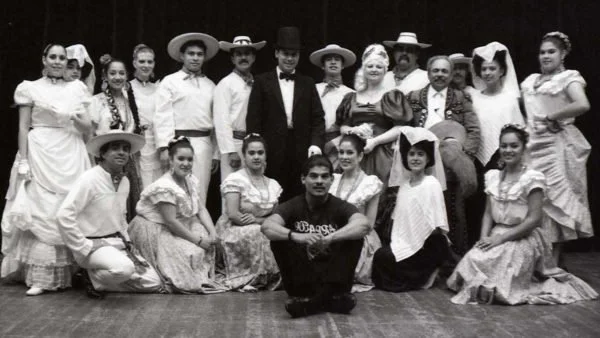 1992-LL-Cinco-de-Mayo-Acto-600x338.jpg
