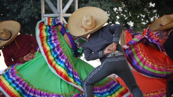 2008-Jalisco-Martha-and-Alex-600x338.jpg