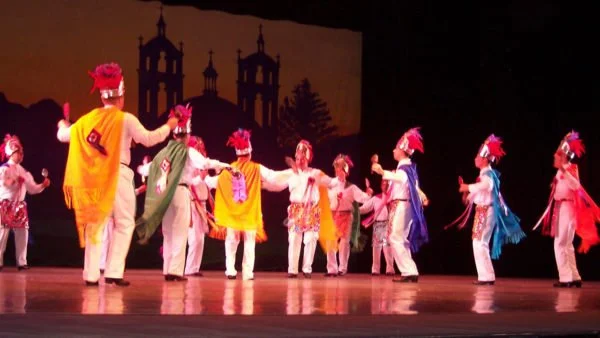 2004-Danza-de-los-Chules-600x338.jpg