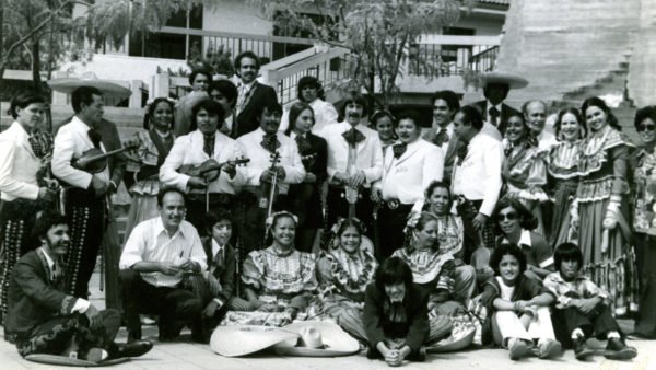 1970s-dancers-and-musicians-600x338.jpg