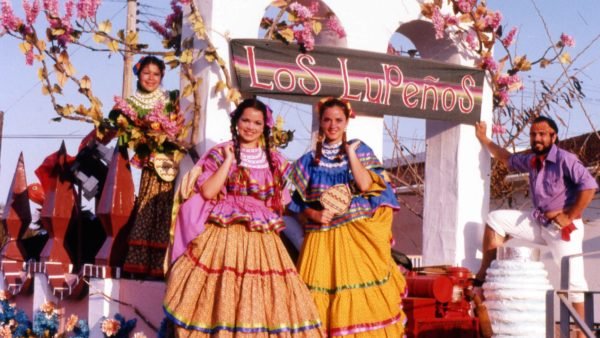 1977-Carnaval-in-VC-600x338.jpg