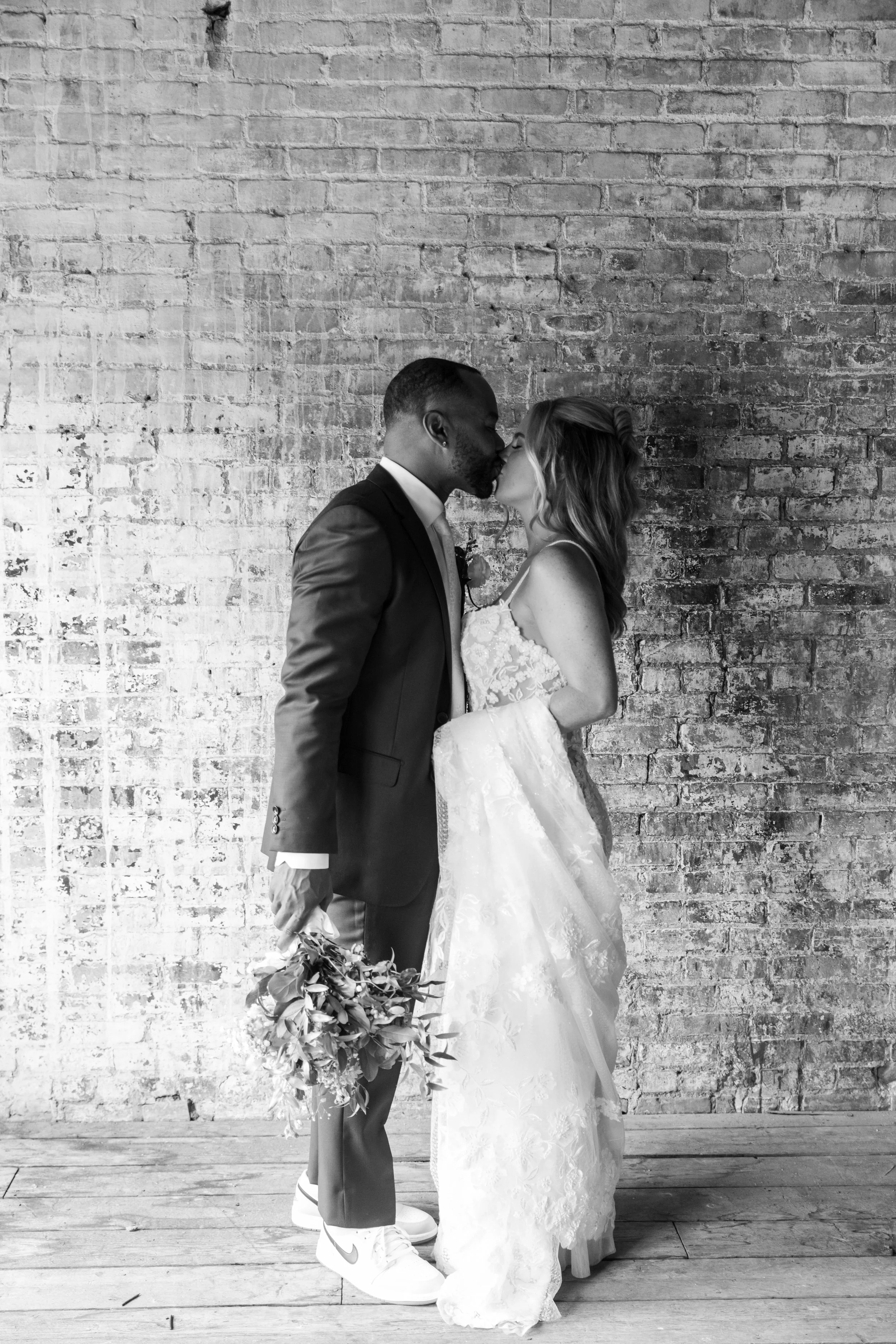 Erin and Vonzel-555.jpg