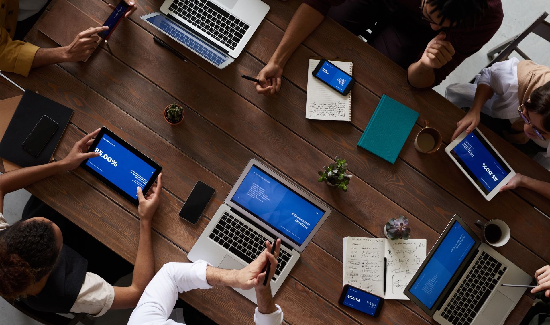 C2B (Consumer-to-Business)