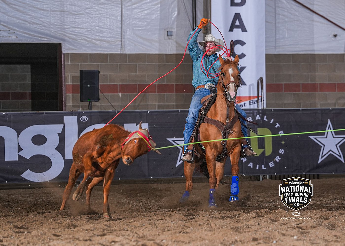 Upper Level Heel Horse