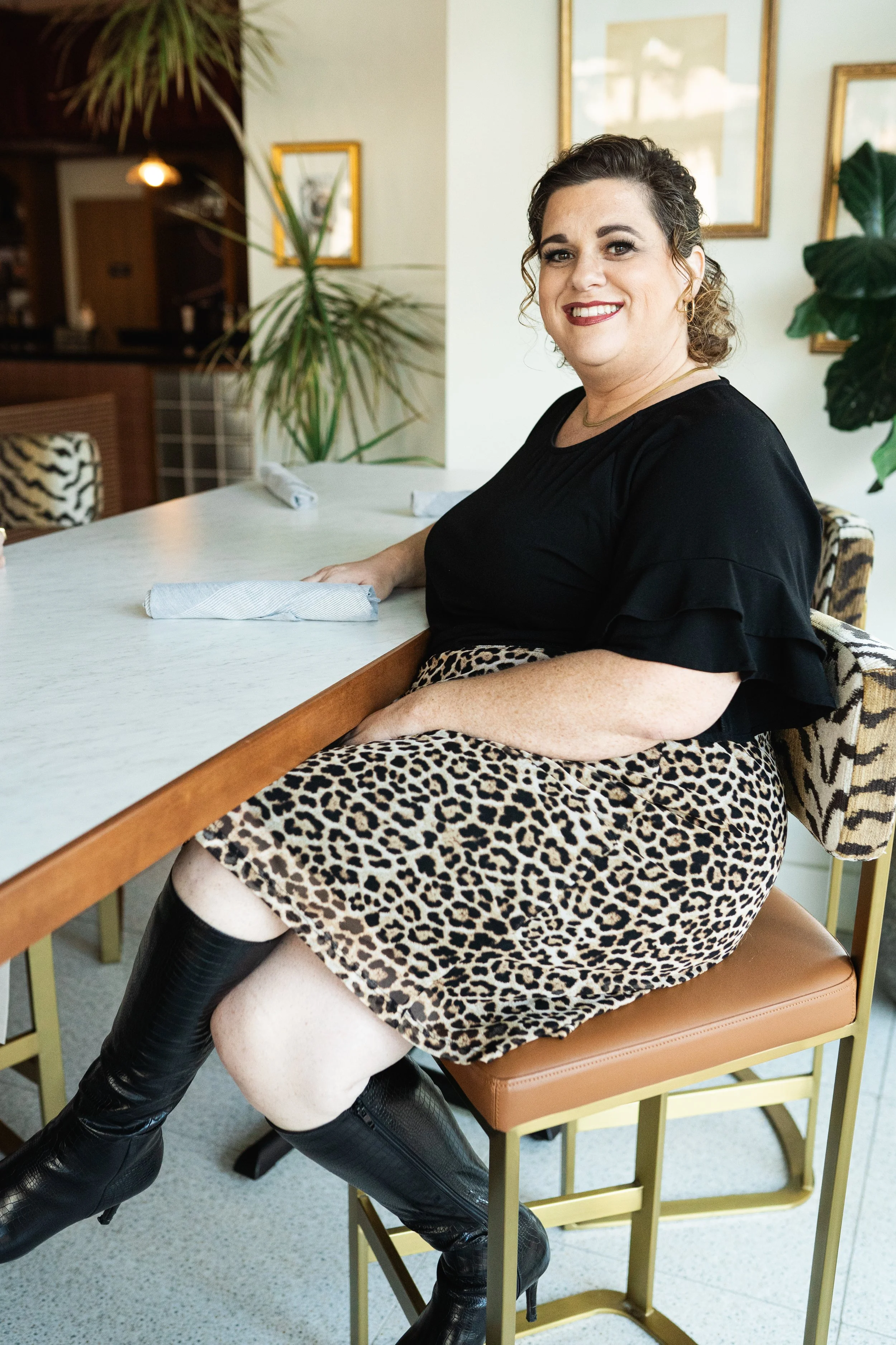 Leopard print plus-size skirt.