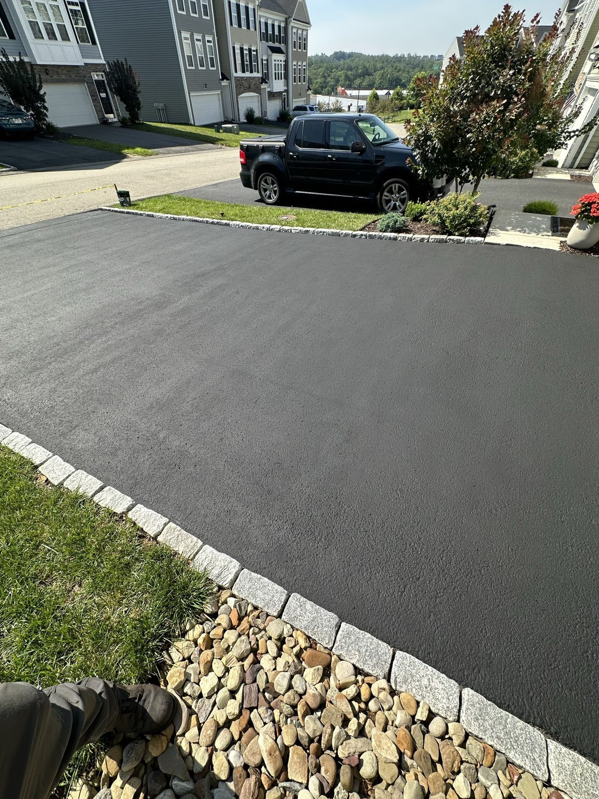 Asphalt and Concrete Sealing