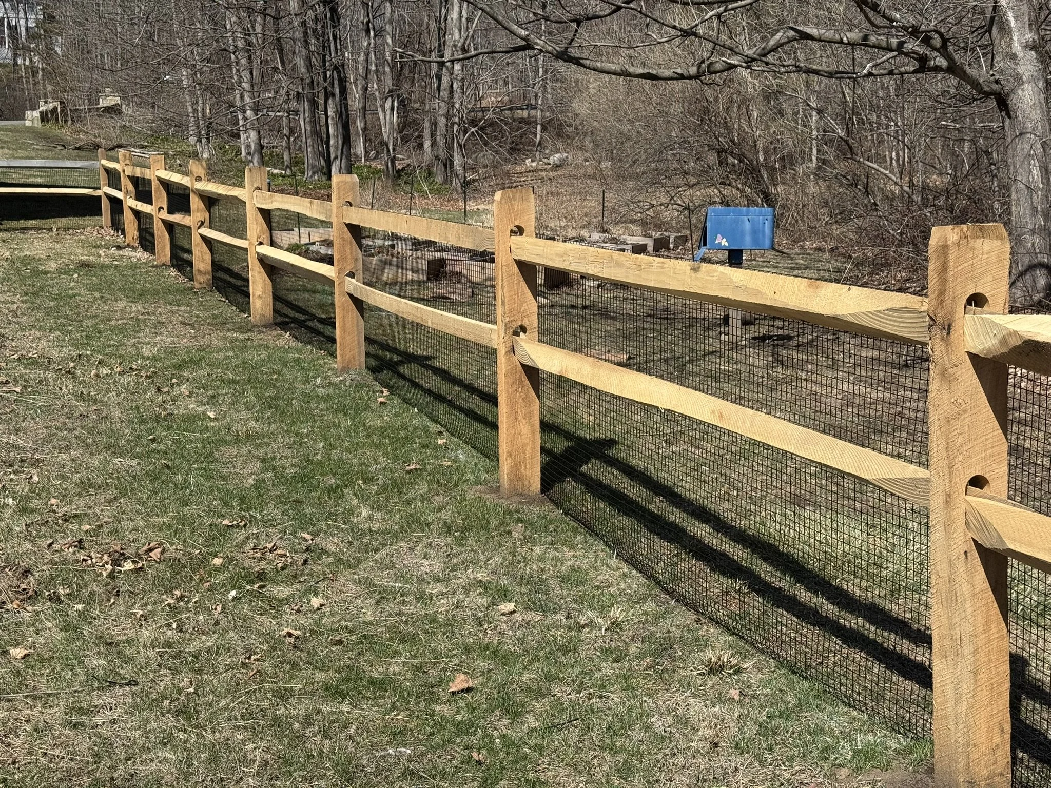 locust-split-rail-fence-new-fairfield-ct.JPEG