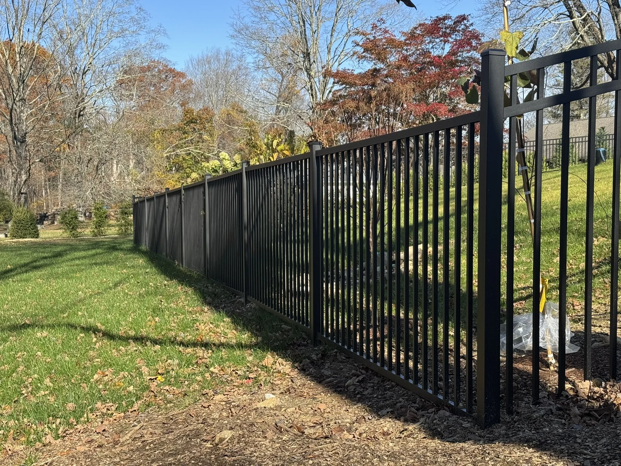 matte-black-aluminum-fence-pool-ridgefield-ct-3.JPEG