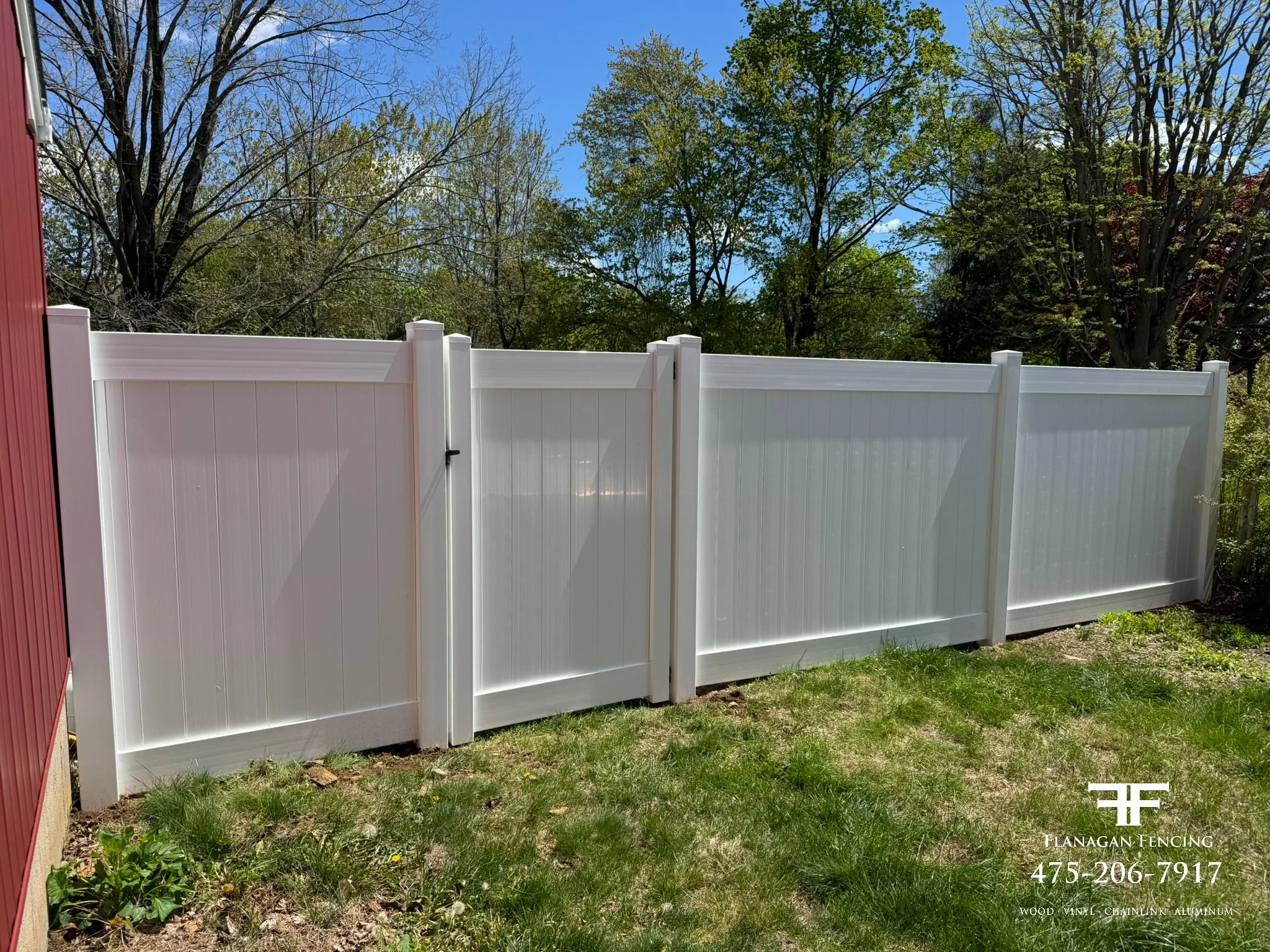Vinyl Tongue & Groove Privacy fence in Danbury, CT