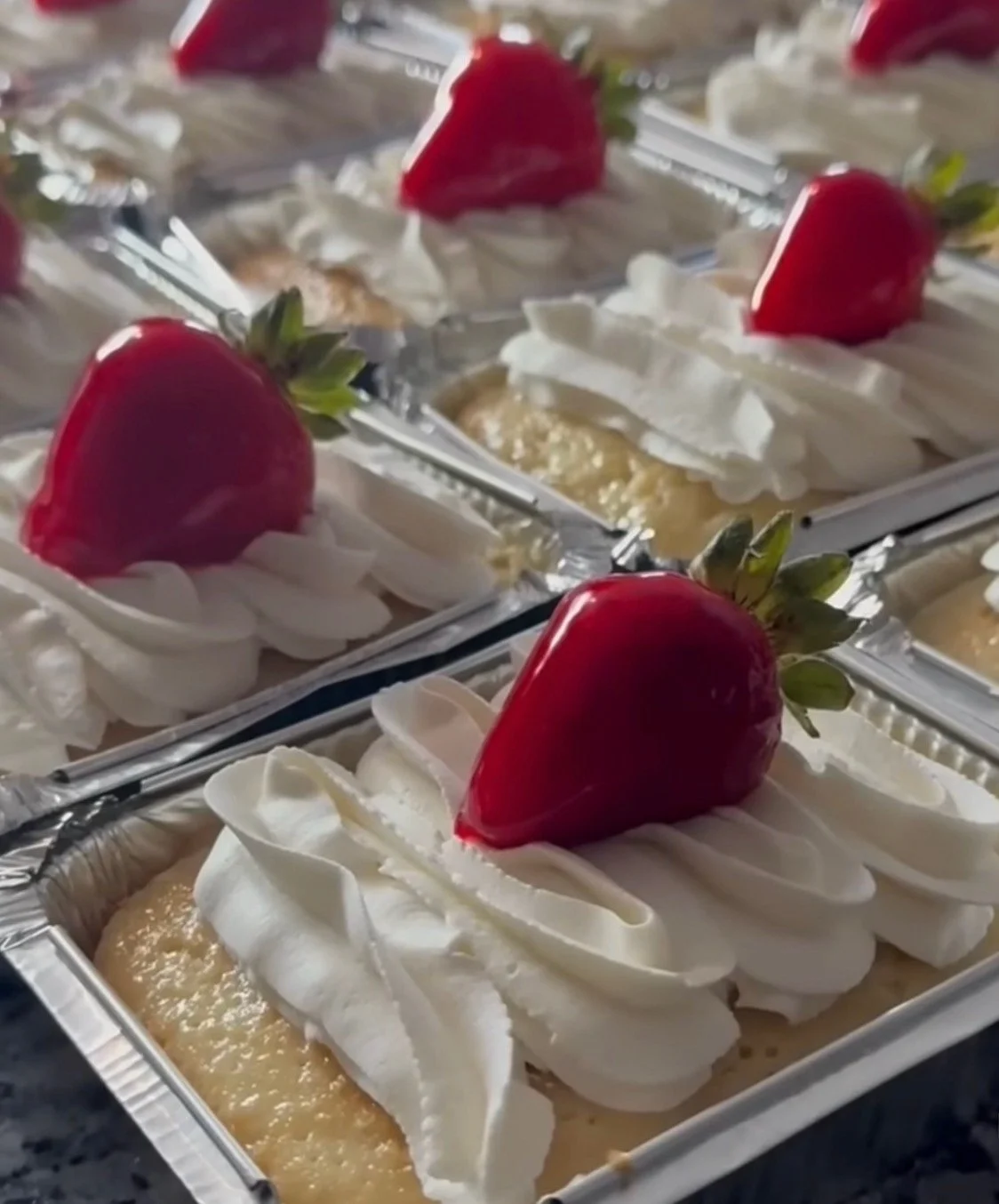 Tres Leches Cakes