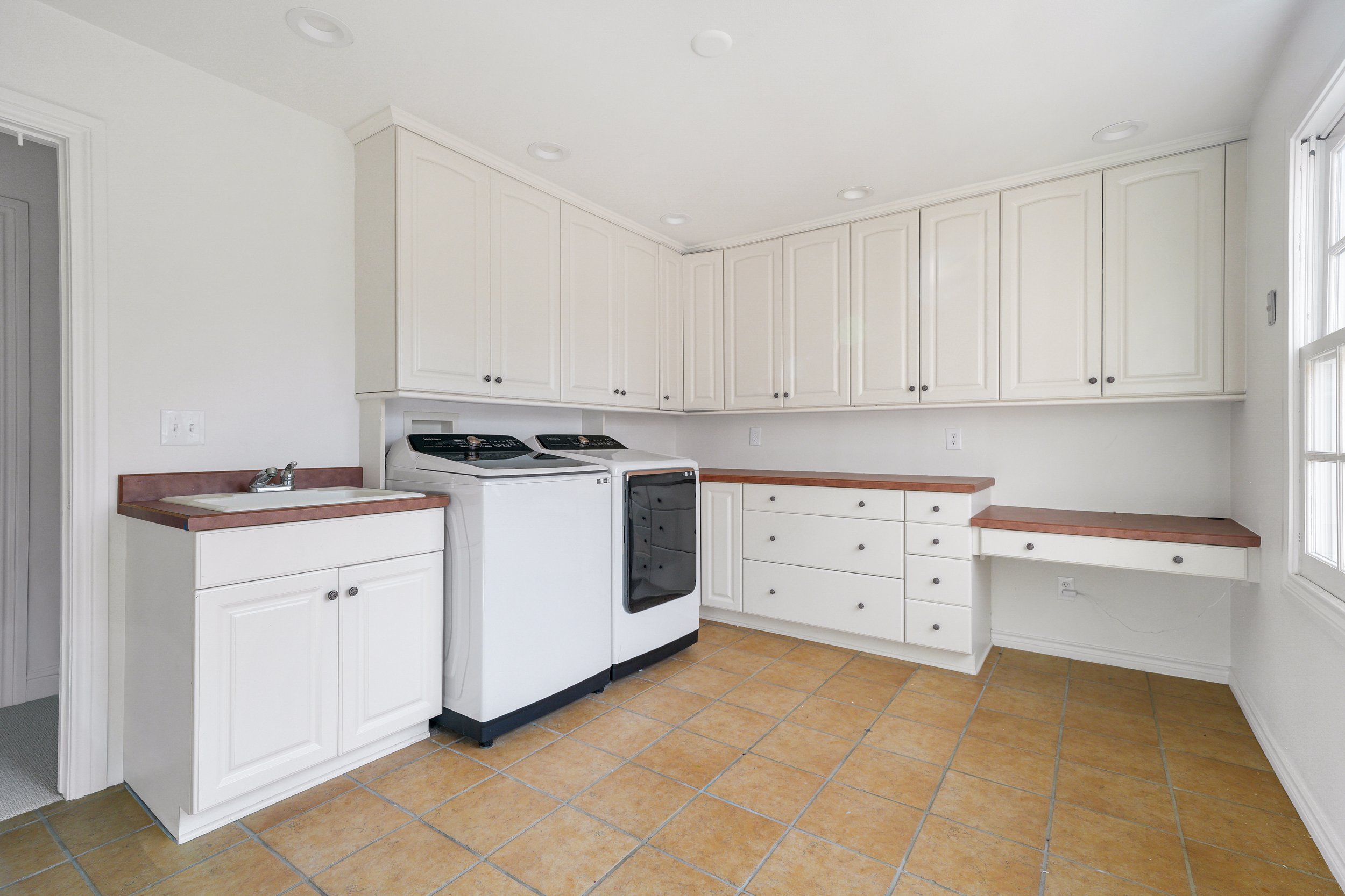 4600 S Columbine Ct(D)(MLS)-32.jpg