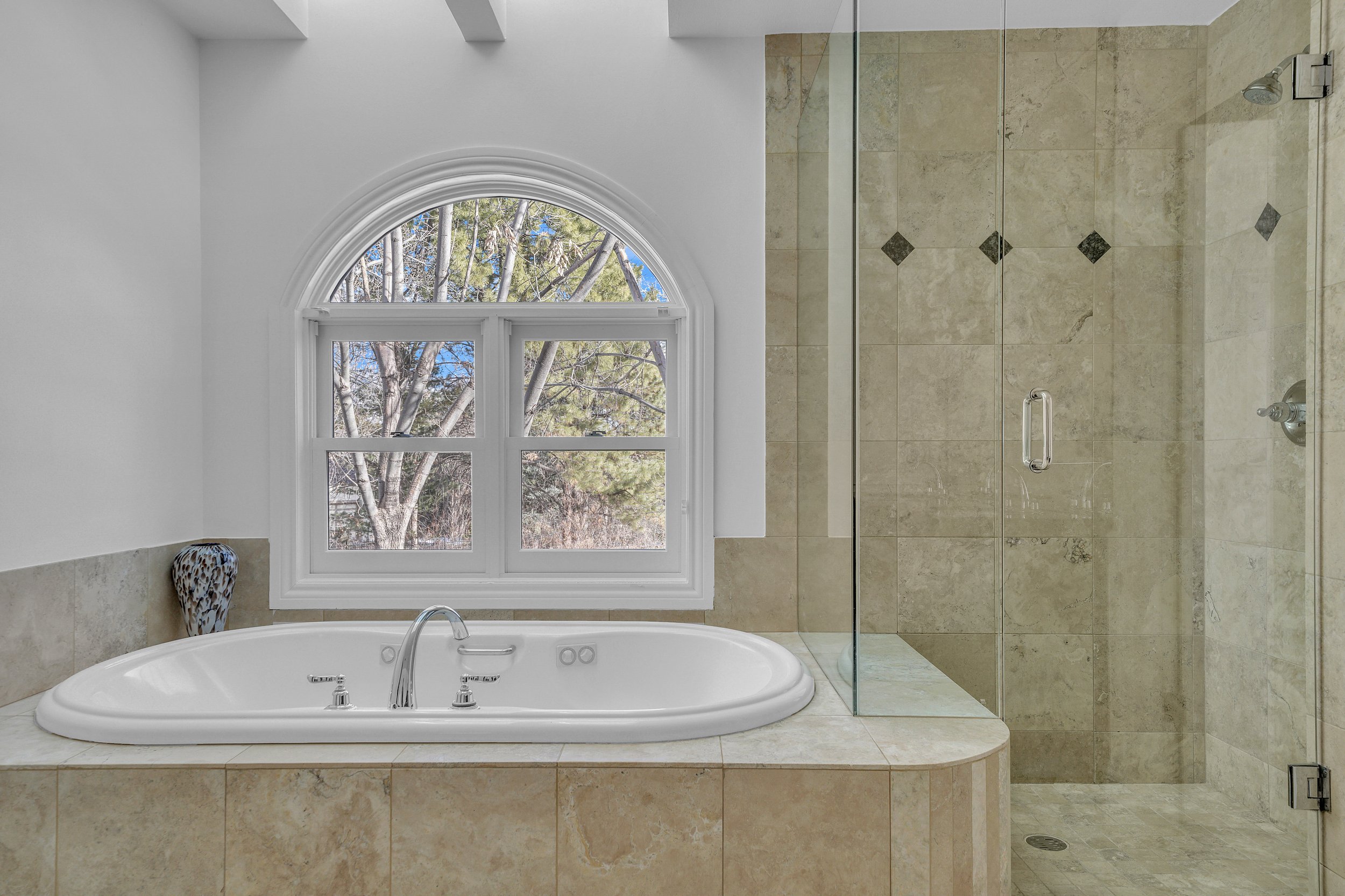 4600 S Columbine Ct(D)(MLS)-26.jpg