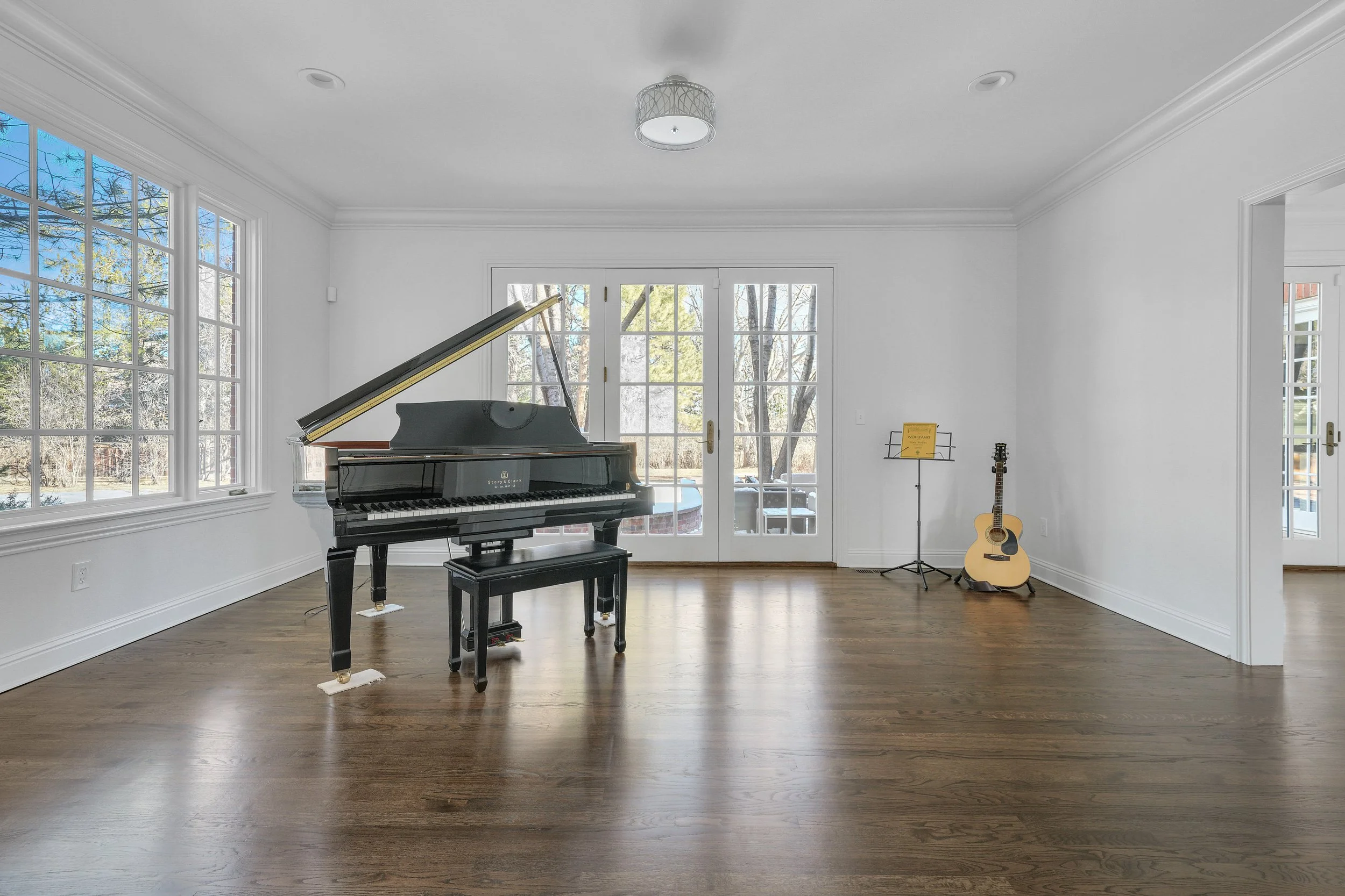 4600 S Columbine Ct(D)(MLS)-3.jpg