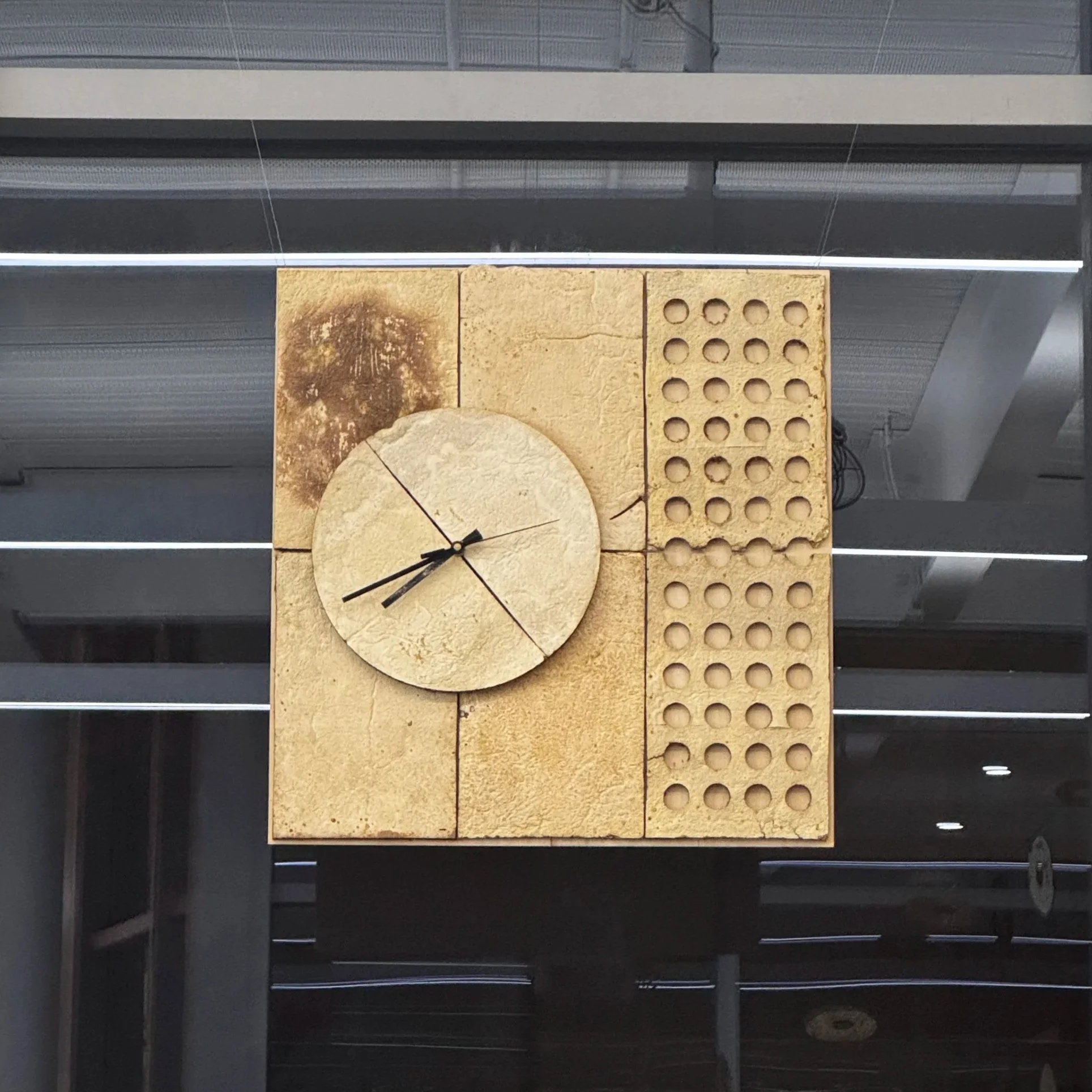 Mycelium Clock