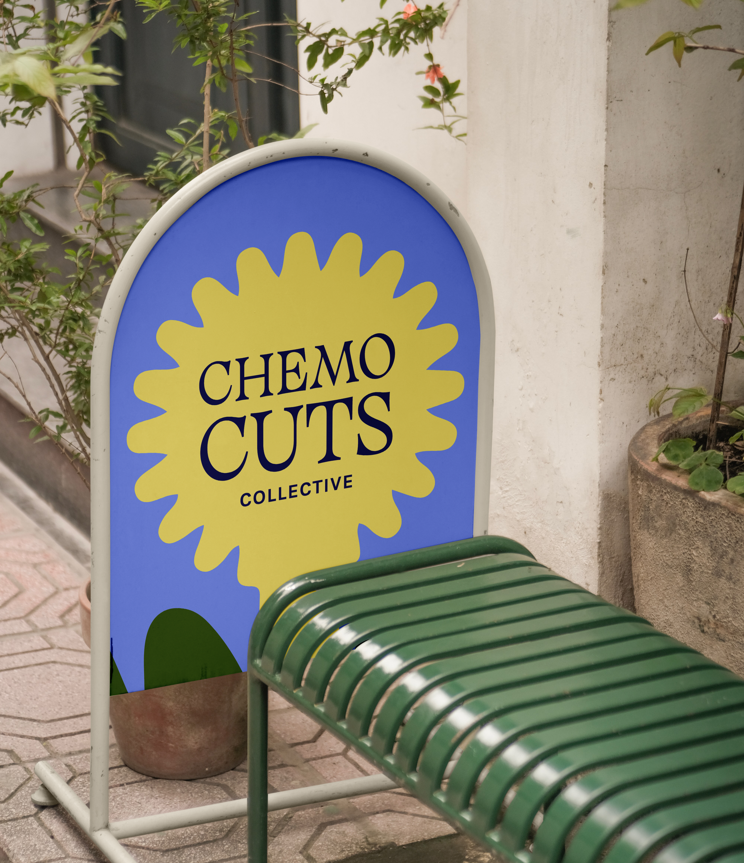 Free Metalic Street Stand Mockup.png