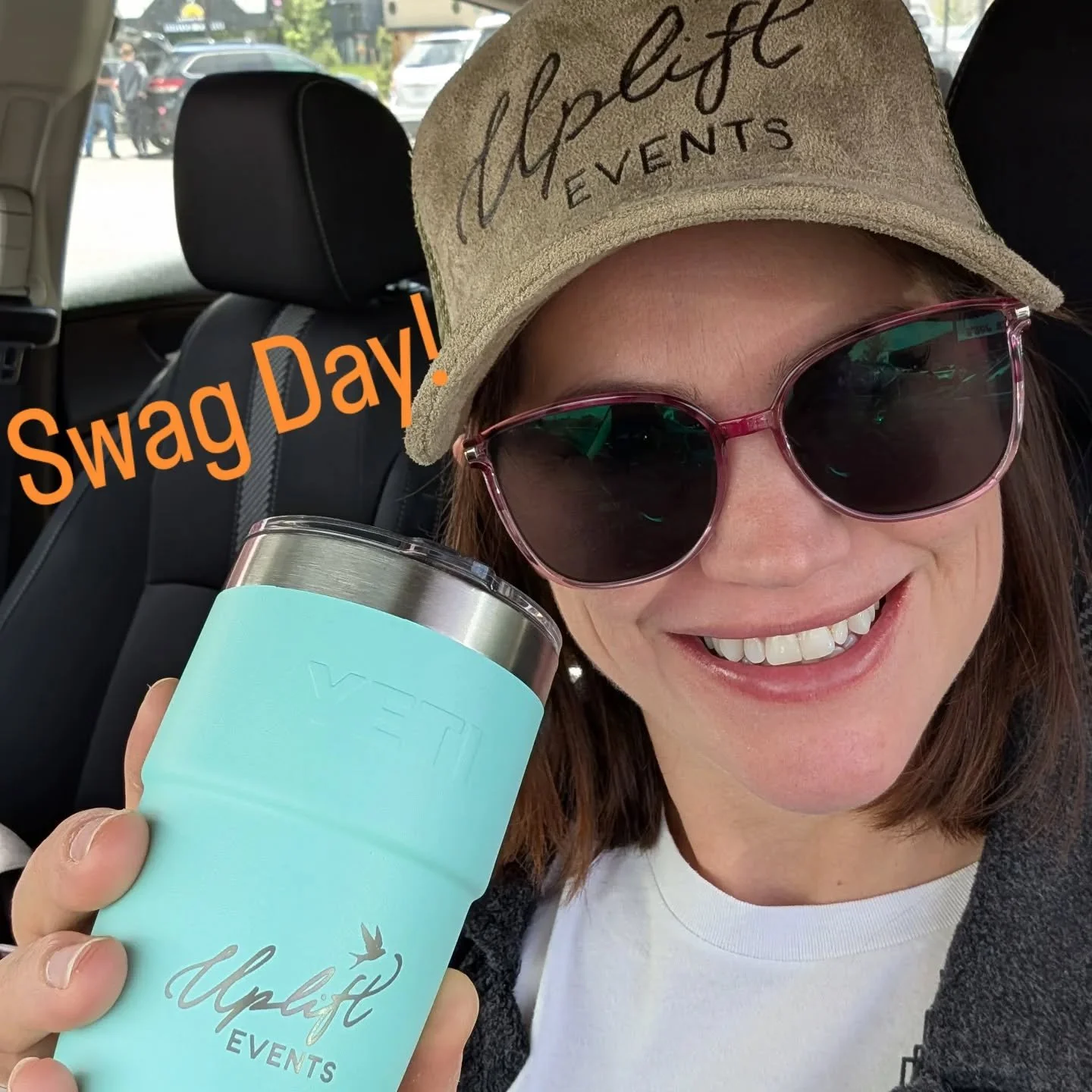 Apparently, it's swag day! Thank you @unbound.northwest @go.hilo @yeti