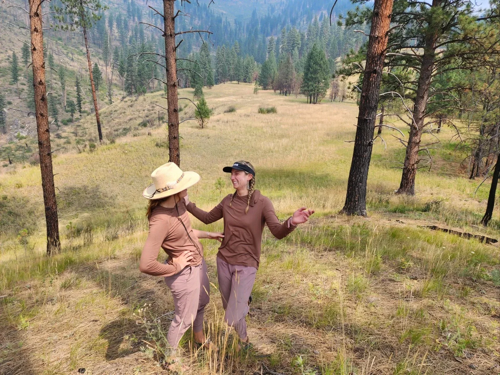 clothes to bring on a rafting trip