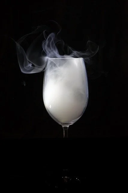 Humo en la botella: una amenaza al vino moderno