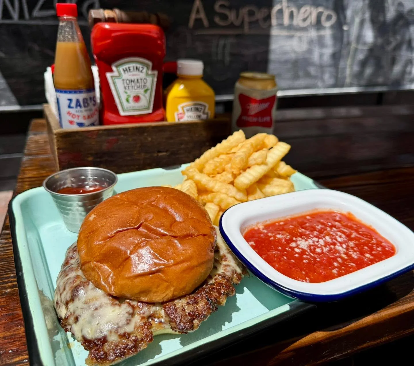 🍔🎉 NEW MONTH. NEW BURGER. KIDS EAT FREE. 🎉🍔

It&rsquo;s September 1st, and we&rsquo;re kicking off the month with TWO great reasons to head to The Fillin&rsquo; Station today! 🙌

👧👦 IT&rsquo;S TUESDAY &mdash; KIDS EAT FREE!
Bring the family an