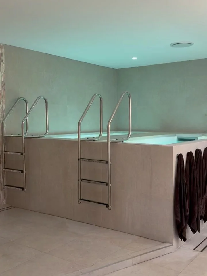 We&rsquo;re excited to introduce the Magnesium Spa and Cold Plunge Pool at Aura Wellness&mdash;your new ritual for relaxation, restoration, and recovery. 🪷

#recoverycentre #iceplunge #spa #aurawellnessstudio