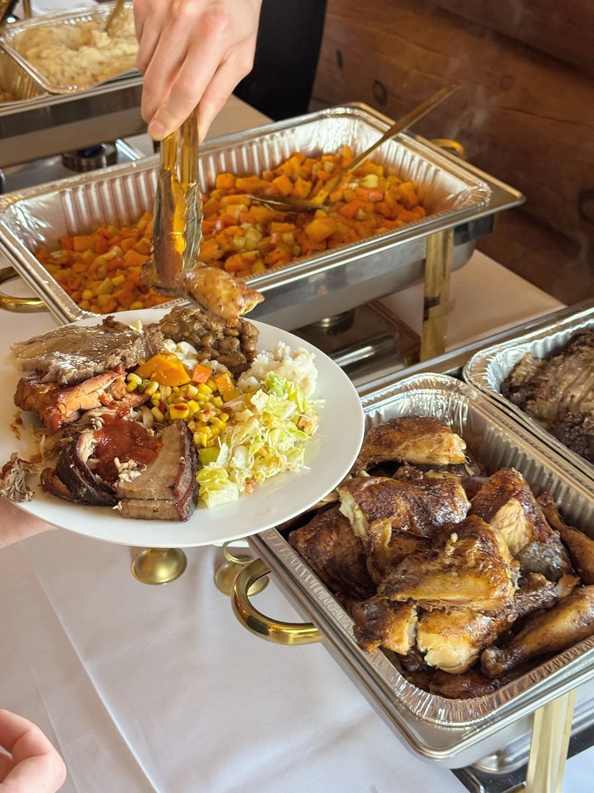 One of the best parts of wedding planning?
The food tasting.
Before your wedding day arrives, Pine Valley Chalet welcomes booked couples to enjoy a menu tasting designed to help you choose the menu that will become part of your celebration. It is a c