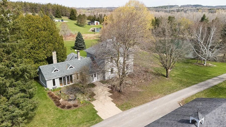 Sometimes, the best view is from above. 📸

Getting to experience this beautiful space from the air reminded us just how much drone photography can transform the way a story is told. It captures the full picture from the property itself to the landsc