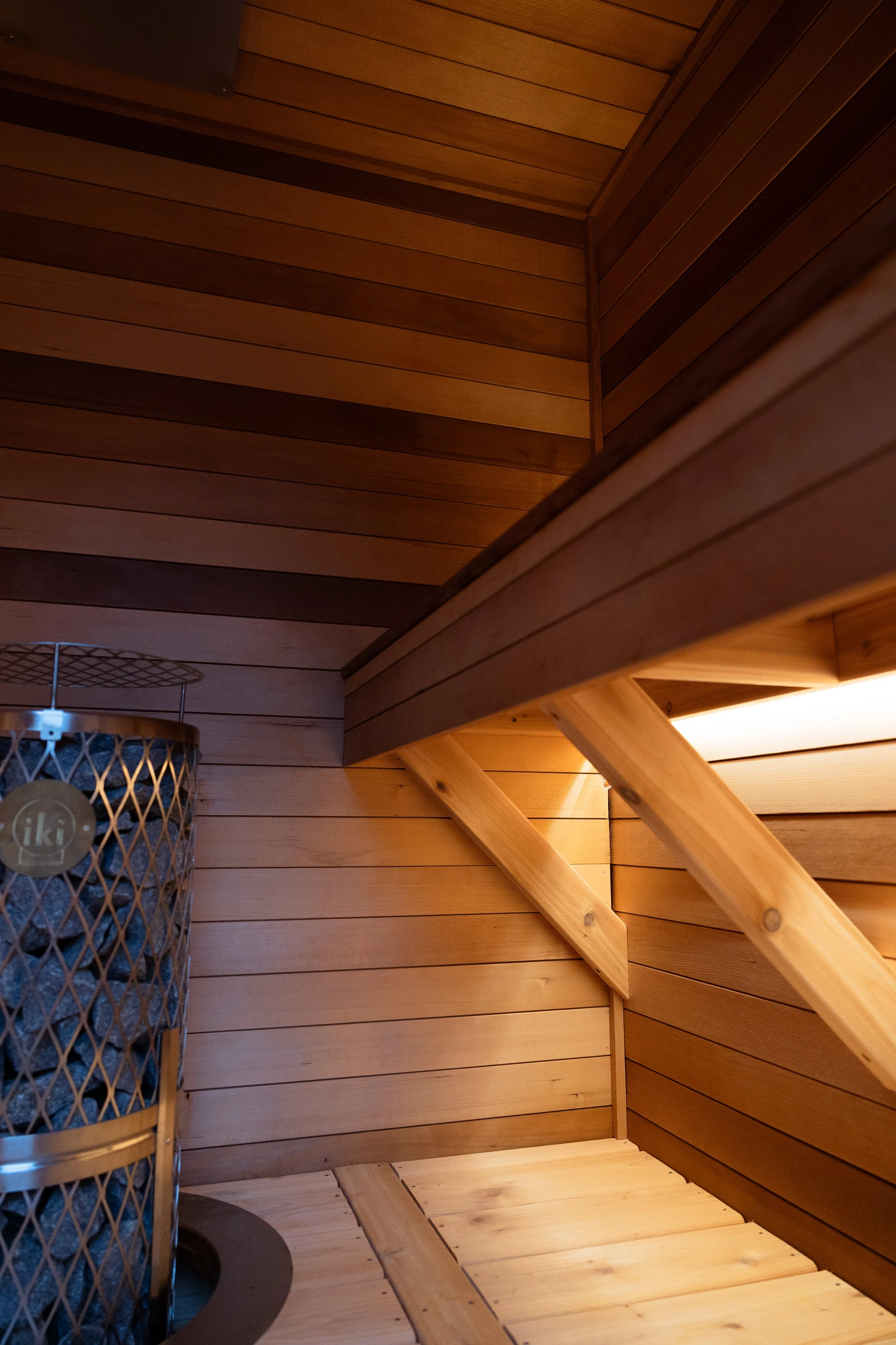 Sauna Build-63.jpg