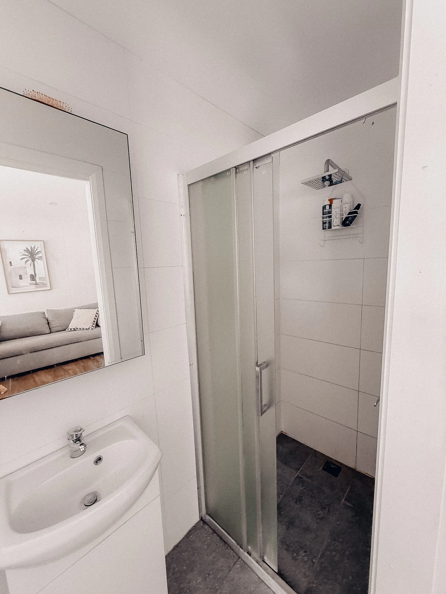 Cabin 15 - small size-10.jpg