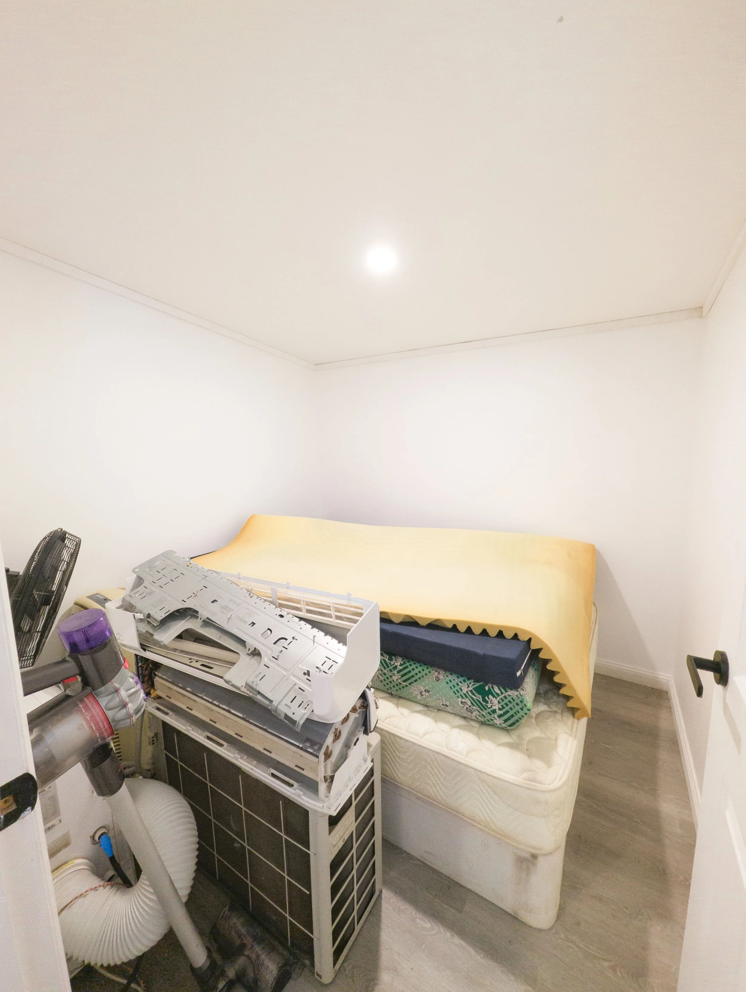 Cabin 91-14.jpg
