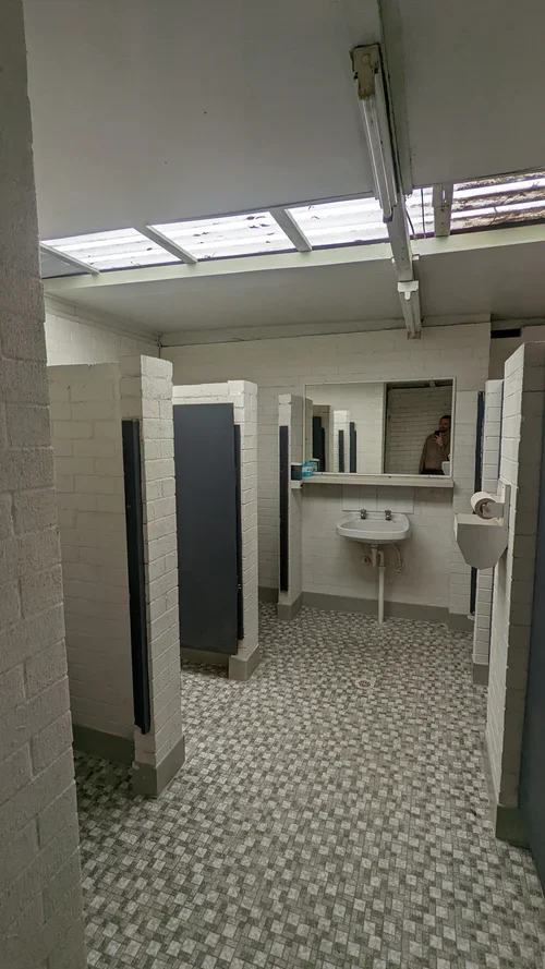 Ammenities and laundry