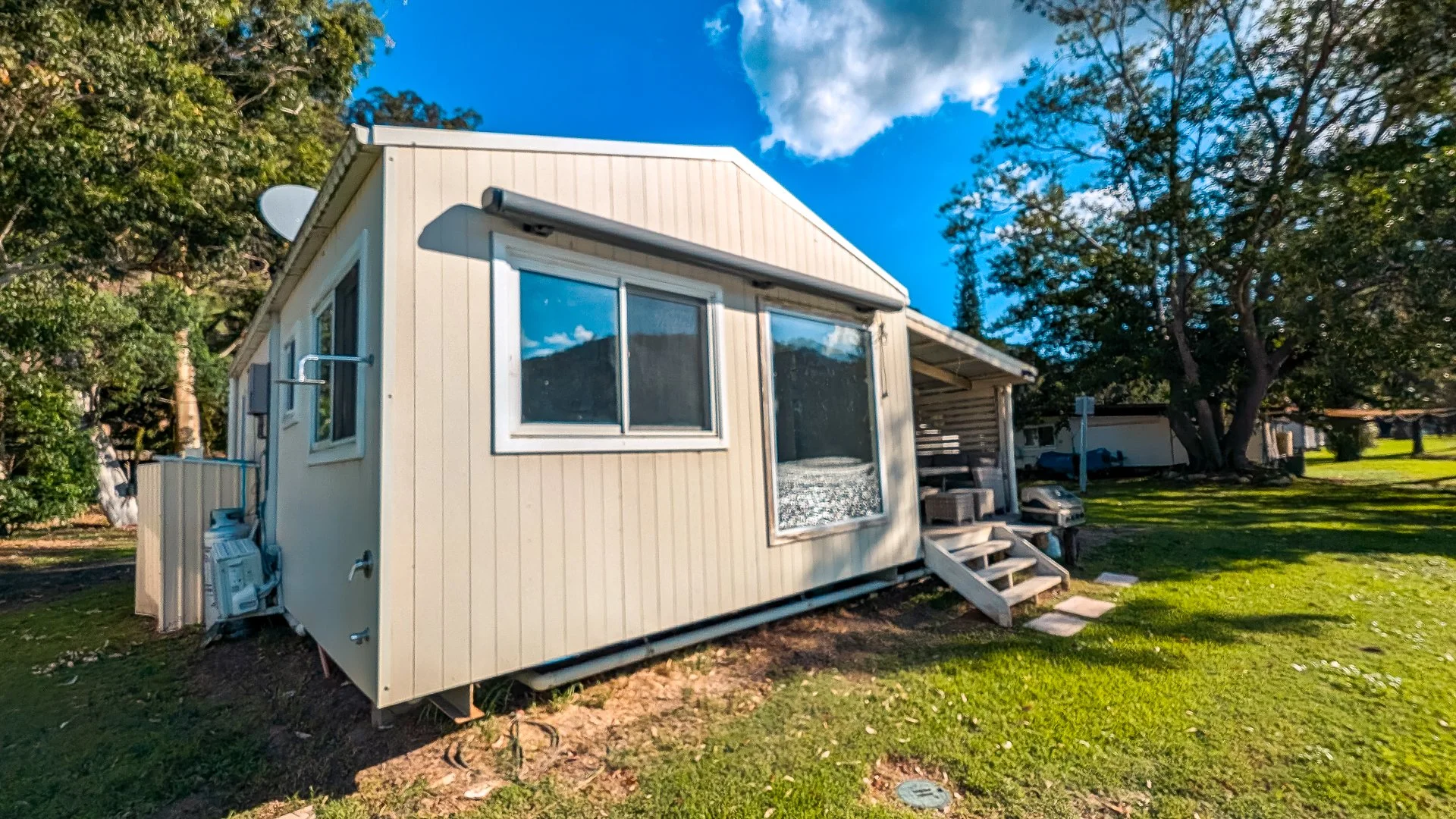 Cabin 15 - small size-1.jpg