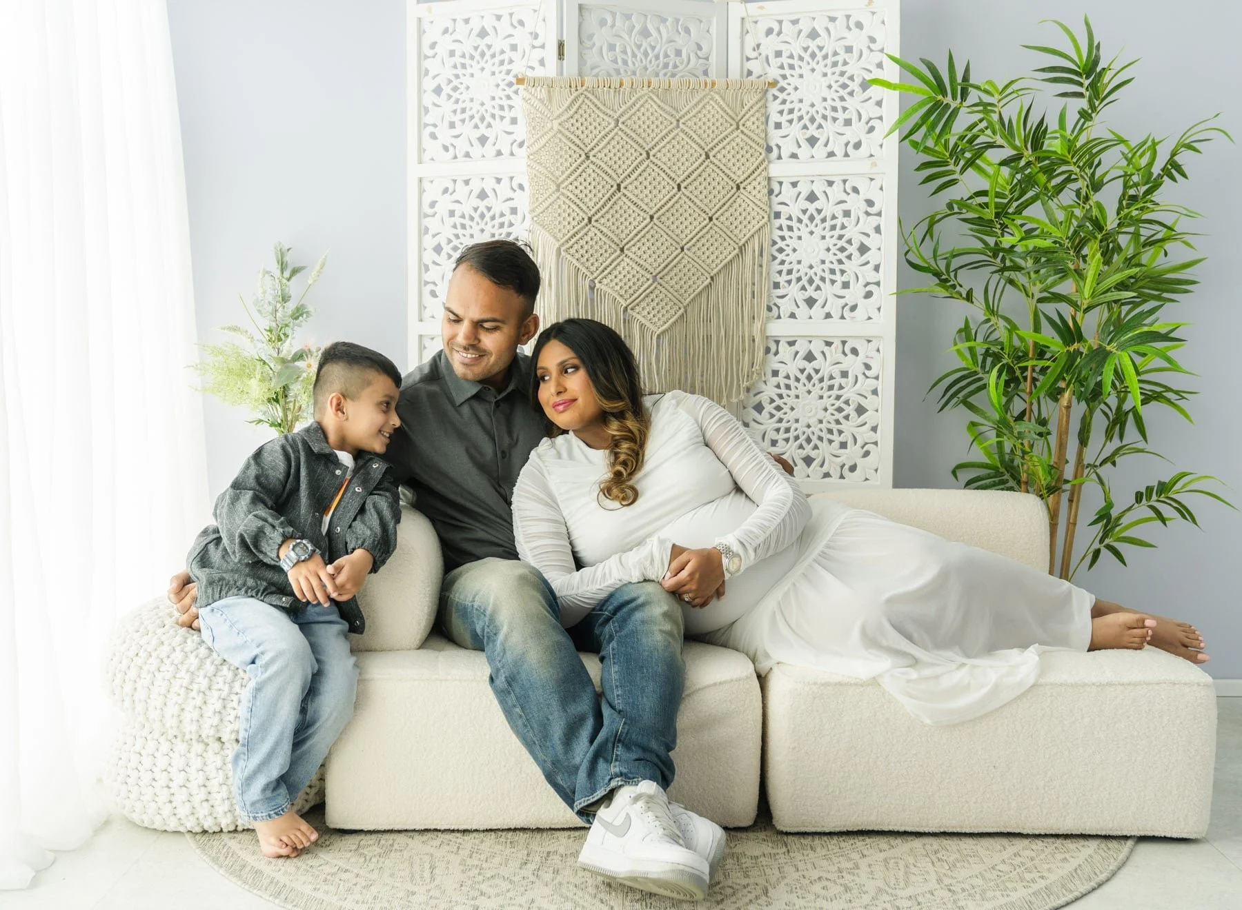 Natural maternity family photography session Christchurch NZ